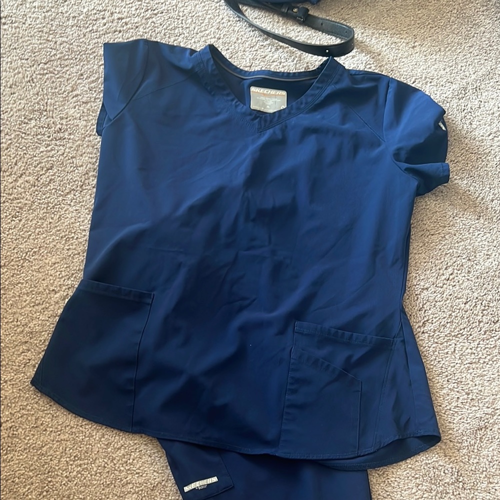 Sketchers Navy Scrub Set